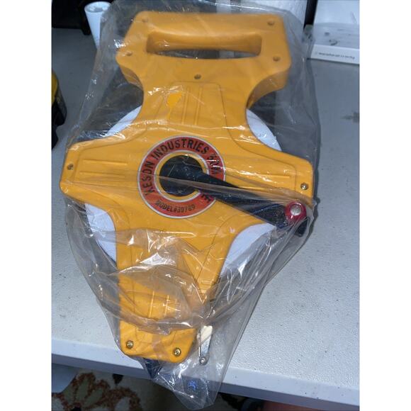 Deadstock Sealed Keson Industries 50M Meter Fiberglass Metric Tape Measure 39789 - Picture 1 of 3